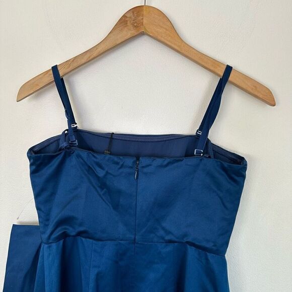 BCBGMaxazria Women’s Strapless Blue Ink Pleated Bow Maxi Occasion Gown - Picture 10 of 15